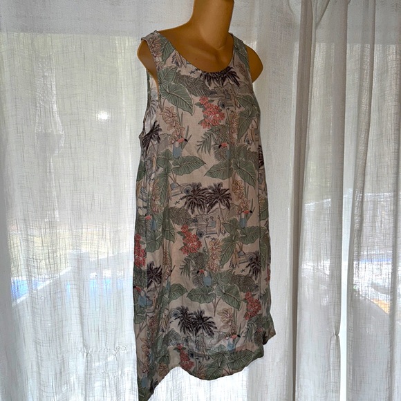 C&C California linen dress - Picture 2 of 13